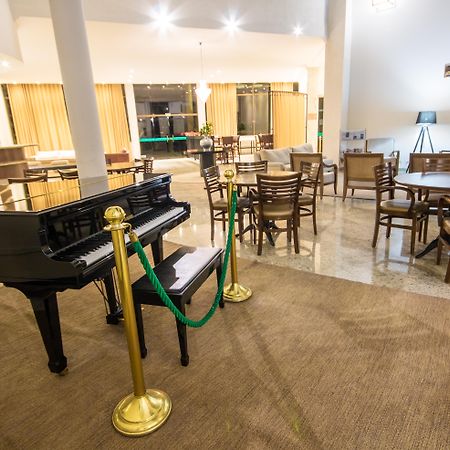 Hotel Golden Park All Inclusive Pocos De Caldas By Nacional Inn Luaran gambar The lounge at the airport