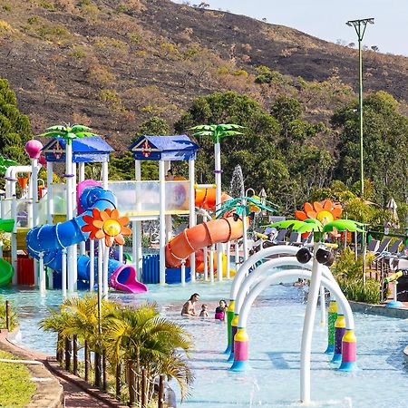 Hotel Golden Park All Inclusive Pocos De Caldas By Nacional Inn Luaran gambar Splash Island