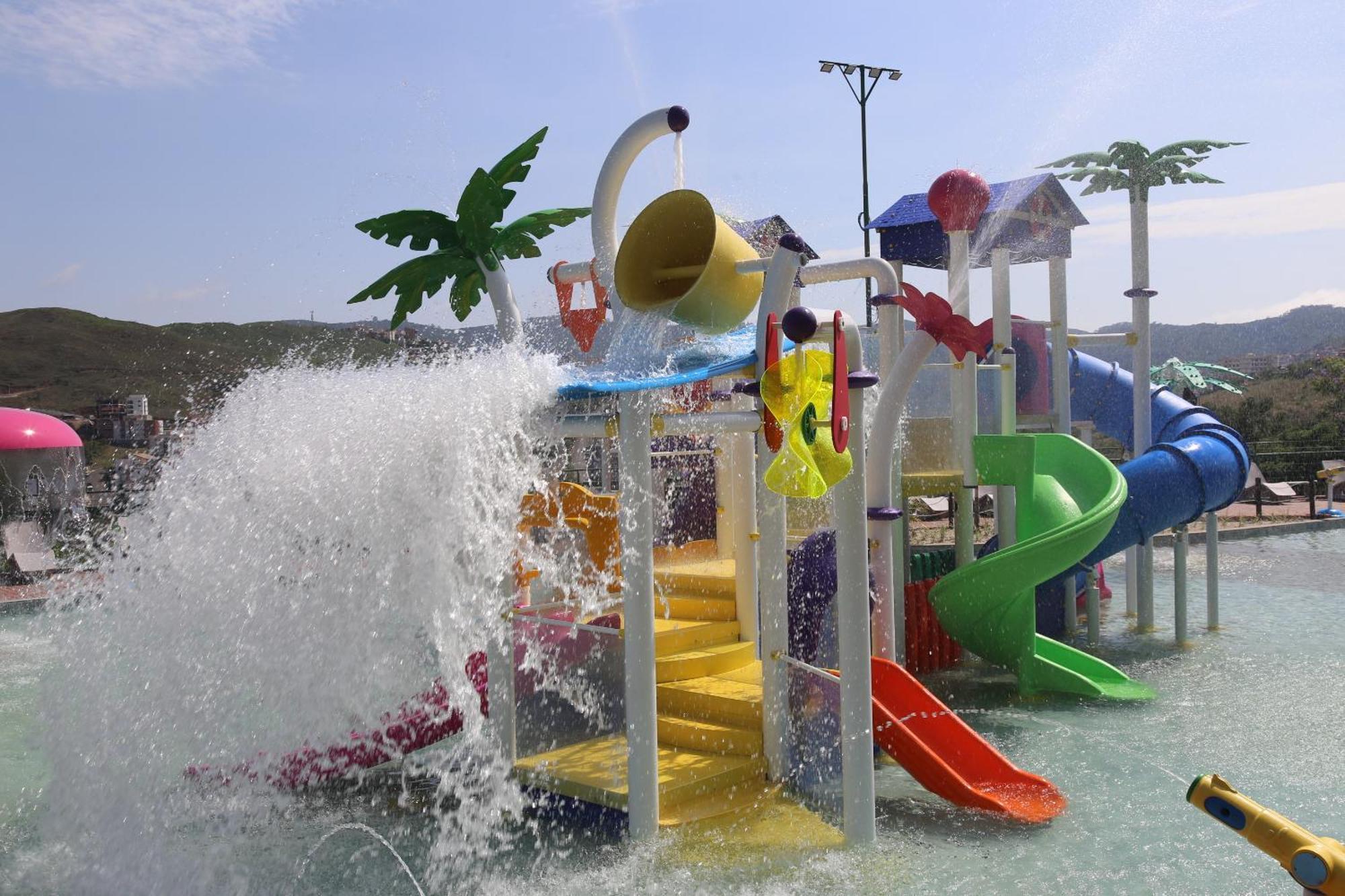 Hotel Golden Park All Inclusive Pocos De Caldas By Nacional Inn Luaran gambar Splash Island