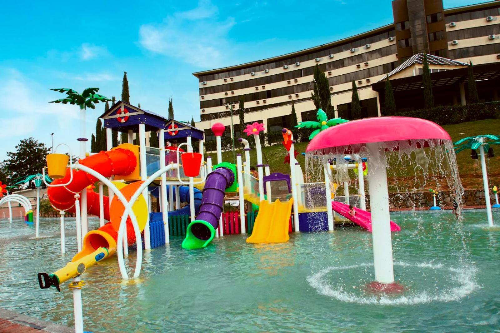 Hotel Golden Park All Inclusive Pocos De Caldas By Nacional Inn Luaran gambar Water park at the hotel