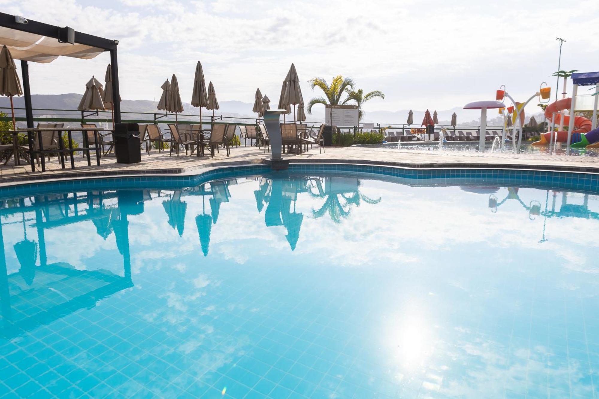 Hotel Golden Park All Inclusive Pocos De Caldas By Nacional Inn Luaran gambar A swimming pool